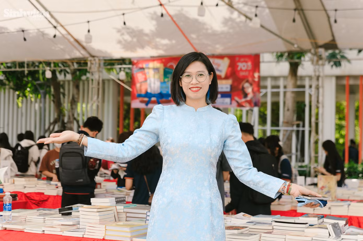 Ngày hội Sách &amp; Văn hóa Đọc Phenikaa Uni 2025 sẽ diễn ra từ ngày 15 đến ngày 18 tháng 4 năm 2025 tại Trường Đại học Phenikaa, hứa hẹn mang đến nhiều hoạt động ý nghĩa như triển lãm sách, cuộc thi viết, bốc thăm trúng thưởng và các gian hàng sách ưu đãi, tạo điều kiện tốt nhất để sinh viên tiếp cận tri thức và nuôi dưỡng tình yêu đọc sách.