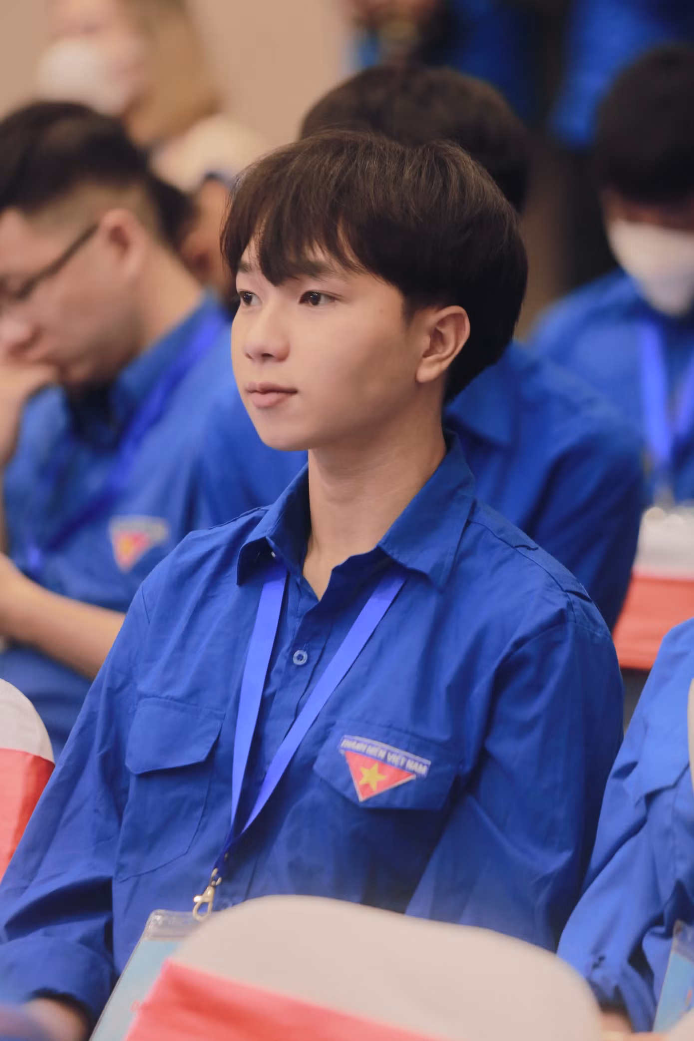 Nam sinh được Đoàn Thanh niên Đài Truyền hình Việt Nam trao tặng Danh hiệu Đoàn viên Xuất sắc năm 2022. Nam sinh được Đoàn Thanh niên Đài Truyền hình Việt Nam trao tặng Danh hiệu Đoàn viên Xuất sắc năm 2022.
