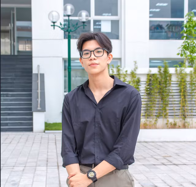 Chu Đức An (sinh năm 2003) là sinh viên năm cuối ngành Quan hệ Quốc tế, lớp QHQT48C1, Học viện Ngoại giao.