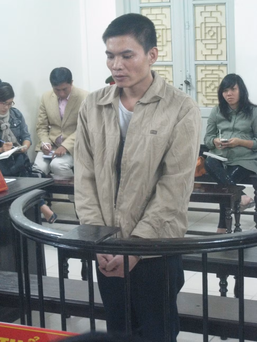 Kẻ sát nhân trước tòa