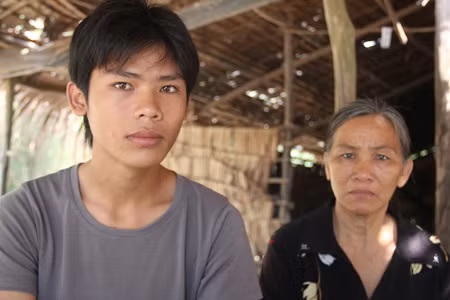 Mẹ con bà Nguyễn Thị Liên