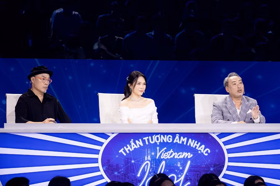 BGK dành nhiều lời khen ngợi cho các thí sinh. BGK dành nhiều lời khen ngợi cho các thí sinh.