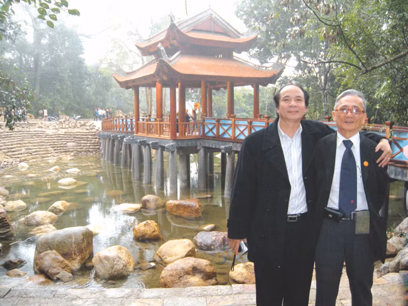 37 năm sau cuộc gặp trên trang giấy