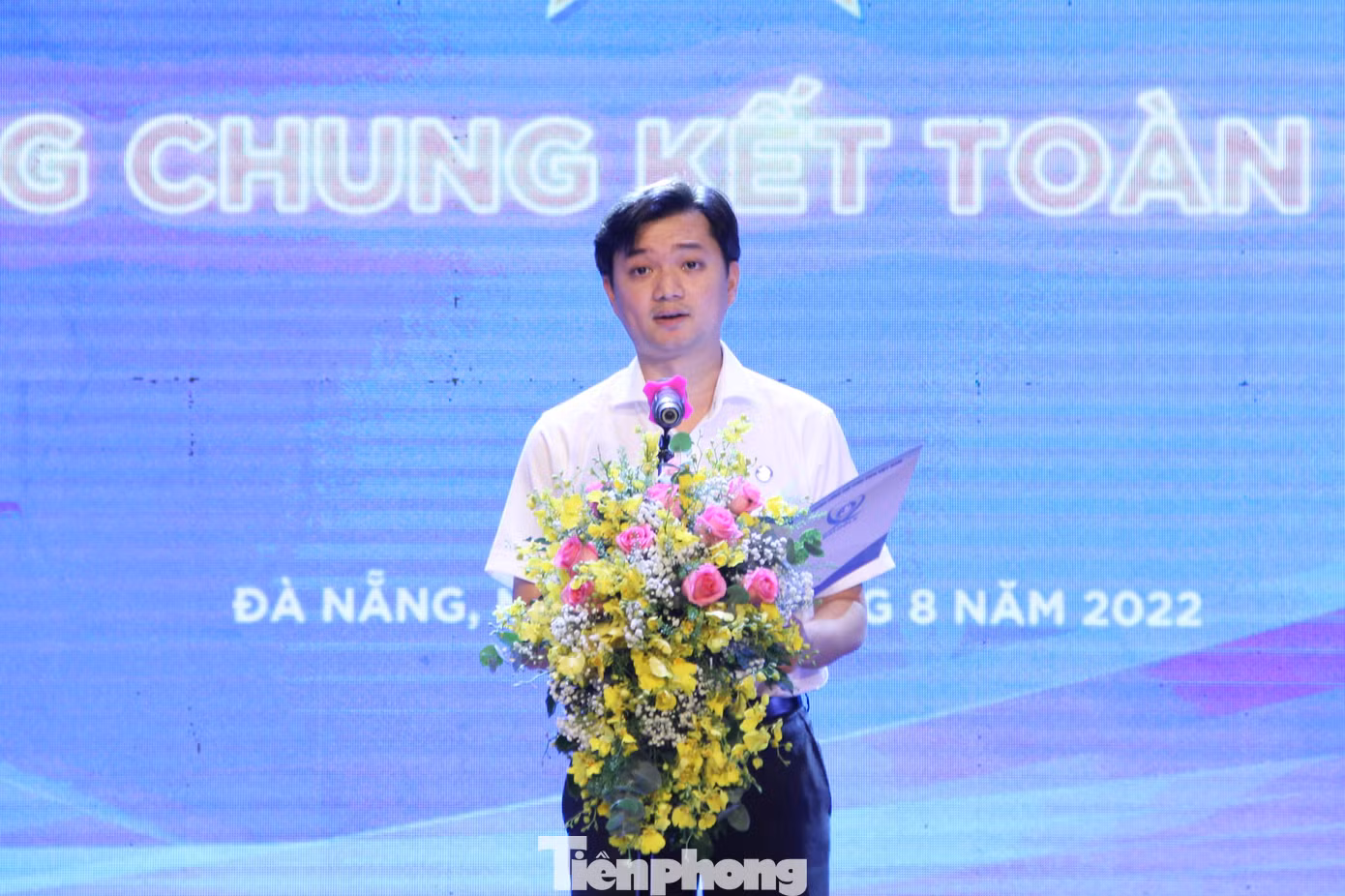 Phát biểu tại chung kết Hội thi, anh Nguyễn Minh Triết, Bí thư TƯ Đoàn, Chủ tịch TƯ Hội Sinh viên Việt Nam, đánh giá Hội thi Thủ lĩnh sinh viên toàn quốc là một sân chơi bổ ích nhằm tạo ra môi trường rèn luyện để xây dựng lớp cán bộ Hội có bản lĩnh, tri thức, giỏi kỹ năng, giàu thực tiễn trong công tác tập hợp, đoàn kết hội viên và tổ chức triển khai chương trình, hoạt động Hội, đáp ứng đòi hỏi của thực tiễn công tác Hội và phong trào sinh viên trong tình hình mới. Bí thư Trung ương Đoàn cũng đề nghị các cấp bộ Hội tiếp tục phát hiện, bồi dưỡng các cán bộ Hội, thủ lĩnh trong phong trào sinh viên; công tác đào tạo, bồi dưỡng phải được thực hiện liên tục, có sự chuẩn bị chu đáo. “Tôi kỳ vọng các bạn thủ lĩnh sinh viên sau khi trở về địa phương sẽ được giao nhiệm vụ, triển khai và lan tỏa các phong trào sinh viên phù hợp với địa phương của mình”, anh Triết nói. Phát biểu tại chung kết Hội thi, anh Nguyễn Minh Triết, Bí thư TƯ Đoàn, Chủ tịch TƯ Hội Sinh viên Việt Nam, đánh giá Hội thi Thủ lĩnh sinh viên toàn quốc là một sân chơi bổ ích nhằm tạo ra môi trường rèn luyện để xây dựng lớp cán bộ Hội có bản lĩnh, tri thức, giỏi kỹ năng, giàu thực tiễn trong công tác tập hợp, đoàn kết hội viên và tổ chức triển khai chương trình, hoạt động Hội, đáp ứng đòi hỏi của thực tiễn công tác Hội và phong trào sinh viên trong tình hình mới. Bí thư Trung ương Đoàn cũng đề nghị các cấp bộ Hội tiếp tục phát hiện, bồi dưỡng các cán bộ Hội, thủ lĩnh trong phong trào sinh viên; công tác đào tạo, bồi dưỡng phải được thực hiện liên tục, có sự chuẩn bị chu đáo. “Tôi kỳ vọng các bạn thủ lĩnh sinh viên sau khi trở về địa phương sẽ được giao nhiệm vụ, triển khai và lan tỏa các phong trào sinh viên phù hợp với địa phương của mình”, anh Triết nói.