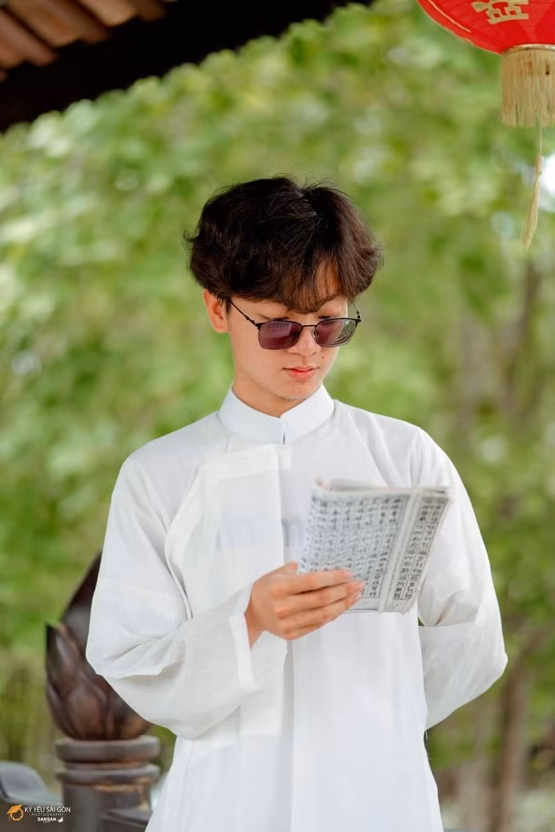Bạn Đức Phú tin rằng dù phải rời xa ngôi nhà thứ hai thì những kỷ niệm sẽ vẫn luôn đầy ắp trong tim. (Ảnh: Kỷ yếu Sài Gòn)