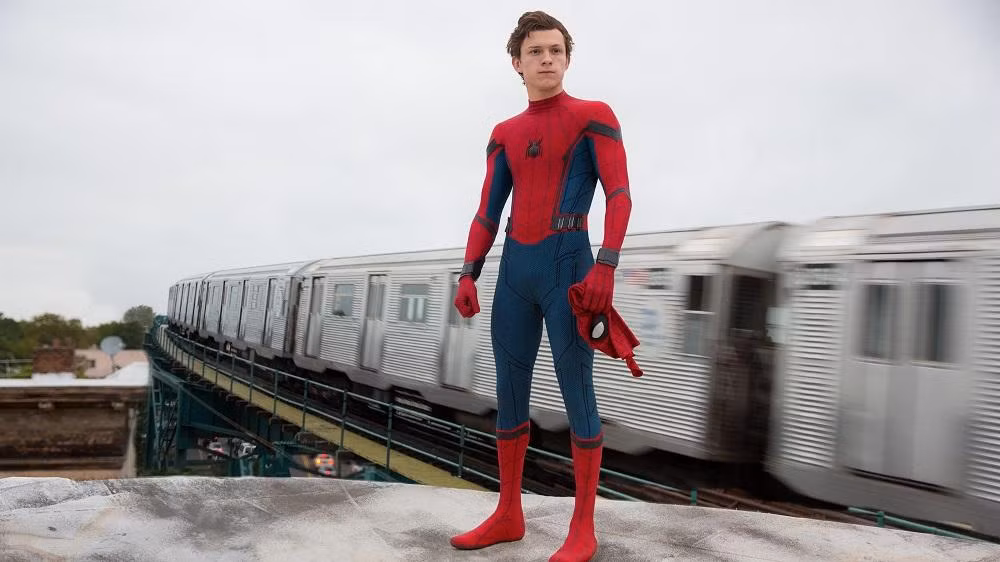 Tom Holland là Người Nhện trẻ nhất từng xuất hiện trên màn ảnh. Tom Holland là Người Nhện trẻ nhất từng xuất hiện trên màn ảnh.