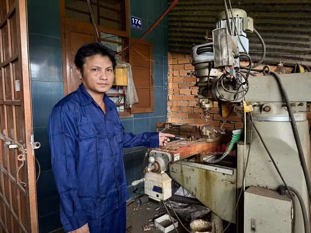 Đối tượng Lềnh Chi Và bên máy chế tạo vũ khí Đối tượng Lềnh Chi Và bên máy chế tạo vũ khí