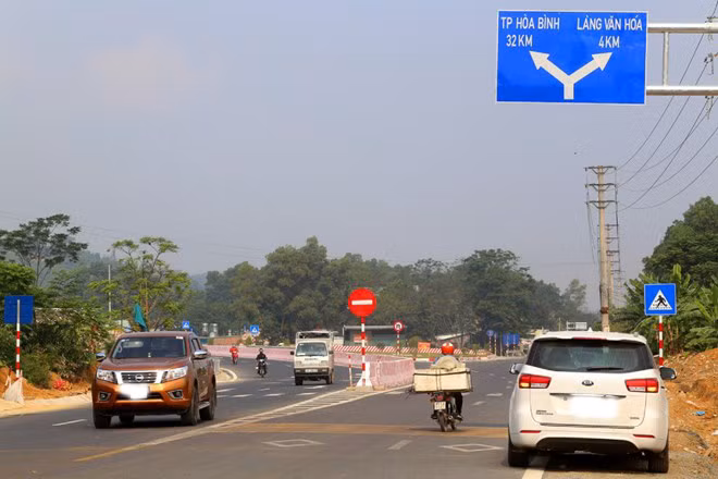 Tỉnh Hòa Bình sẽ đầu tư xây dựng mở rộng quy mô đường Hòa Lạc - Hòa Bình theo tiêu chuẩn đường cao tốc 6 làn xe.