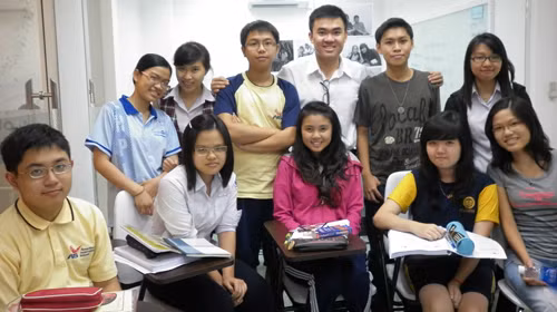Mỗi lớp học là một gia đình nhỏ tại Học viện Yola. Mỗi lớp học là một gia đình nhỏ tại Học viện Yola
