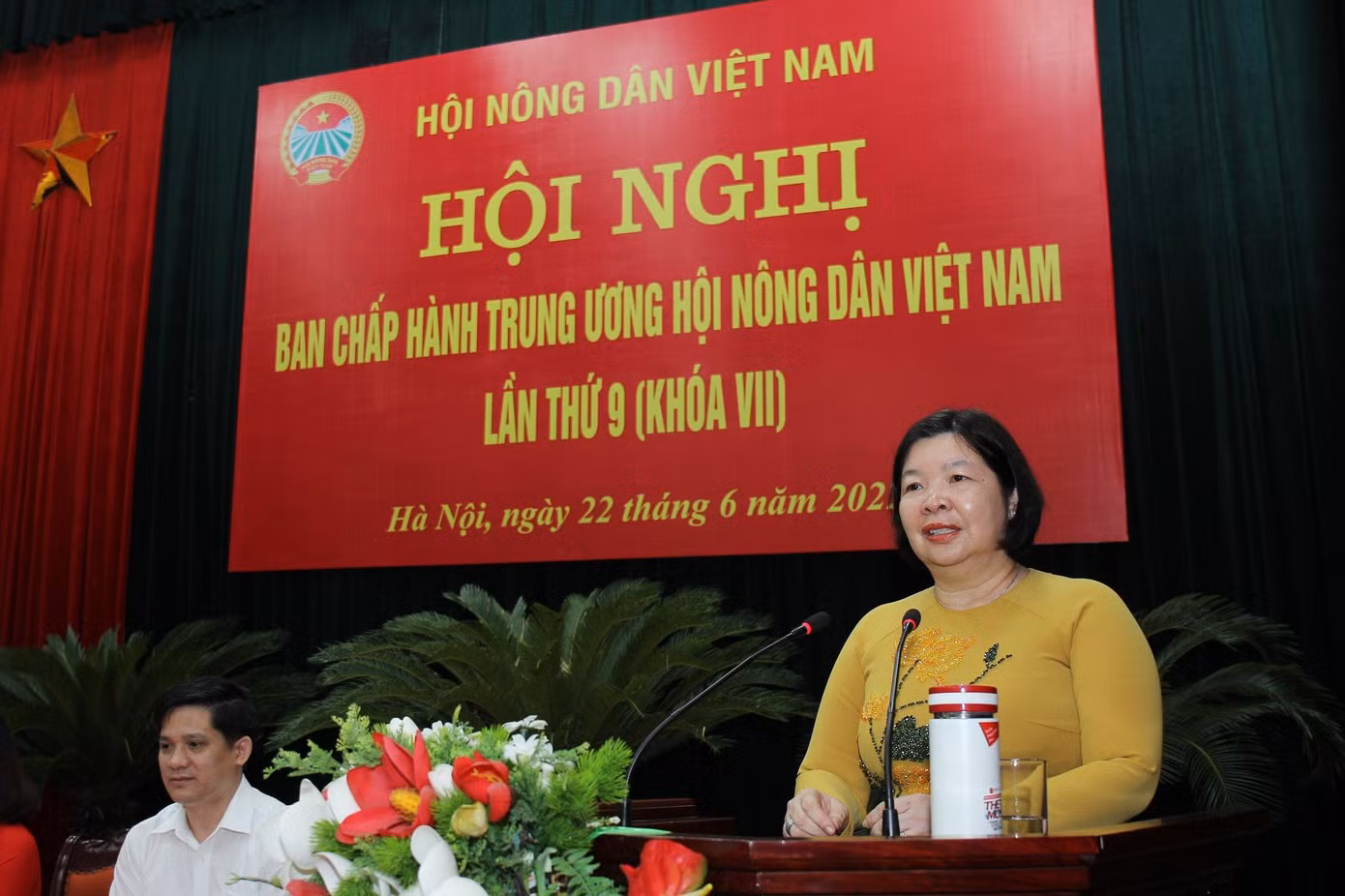 Bà Cao Xuân Thu Vân được bầu giữ chức vụ Phó Chủ tịch T.Ư Hội Nông dân Việt Nam