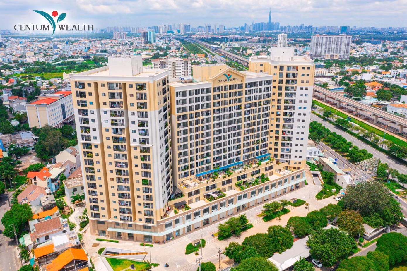 Centum Wealth tọa lạc tại trung tâm thành phố Thủ Đức, ngay Xa lộ Hà Nội - cửa ngõ phía Đông TP.HCM