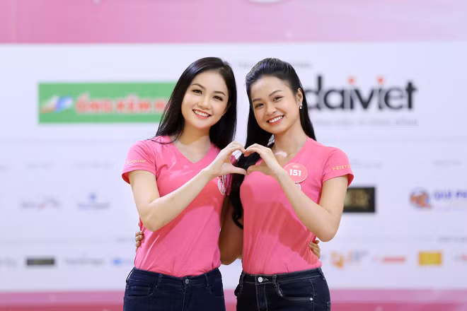 Học tiếng Anh trên phố đi bộ ảnh 1