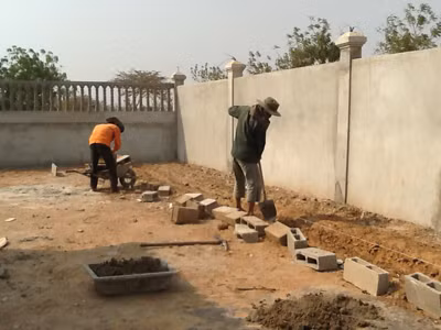 Một công trình xây dựng tại Angola do lao động Việt Nam đảm nhiệm. Ảnh: T. Thiết