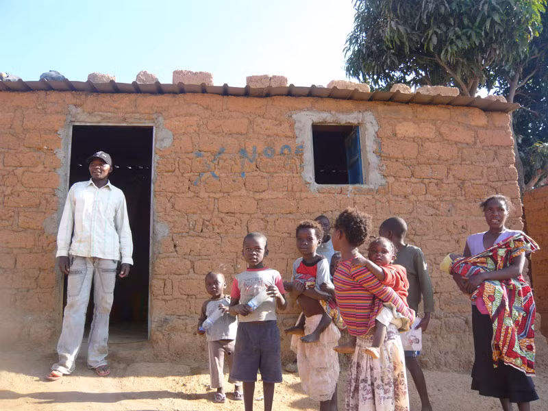 Một gia đình người dân Angola