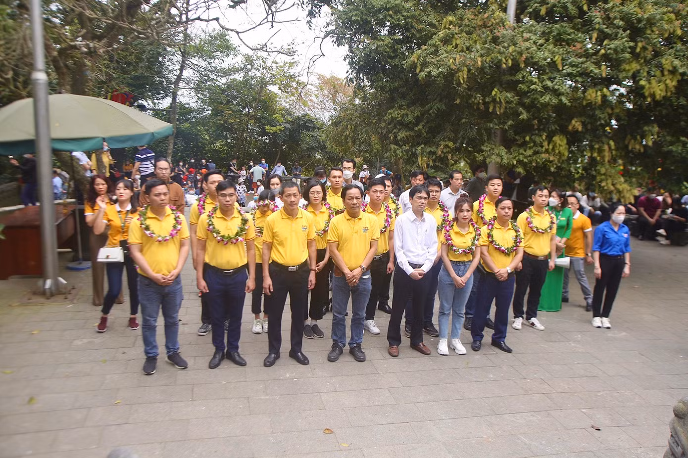 Hoạt động về nguồn do Thường trực Quỹ Hỗ trợ Tài năng trẻ Việt Nam, Báo Tiền Phong tổ chức. Dự chương trình có nhà báo Lê Minh Toản, Phó Tổng Biên tập Báo Tiền Phong; nhà báo Nguyễn Huy Lộc, Ủy viên Ban Biên tập Báo Tiền Phong; đại diện Tỉnh Đoàn Phú Thọ cùng các gương mặt trẻ Việt Nam tiêu biểu, triển vọng năm 2021.