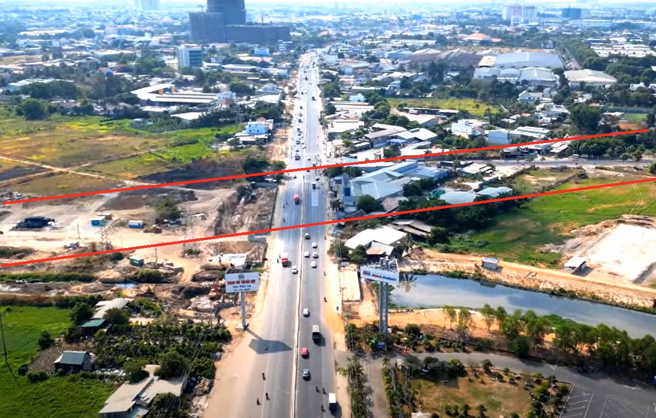 Vị trí cầu vượt (theo đường kẻ đỏ) qua quốc lộ 13 Vị trí cầu vượt (theo đường kẻ đỏ) qua quốc lộ 13