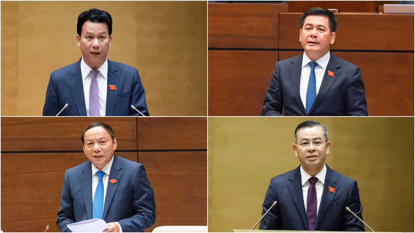 Quốc hội chất vấn bốn "tư lệnh ngành" tại Kỳ họp thứ 7 vừa qua. Quốc hội chất vấn bốn "tư lệnh ngành" tại Kỳ họp thứ 7 vừa qua.
