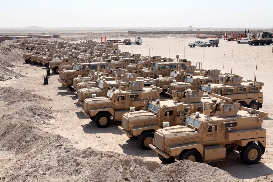 Mỹ và NATO đã quá mệt mỏi sau thời gian dài bị sa lầy tại Afghanistan. Mỹ và NATO đã quá mệt mỏi sau thời gian dài bị sa lầy tại Afghanistan