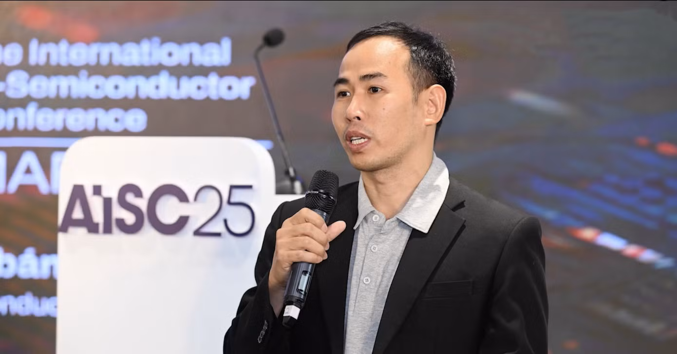 Tiến sĩ Nguyễn Thọ Chương, CTO của AI Hay phát biểu tại họp báo hội nghị AISC 2025 (ảnh: BTC AISC 2025)