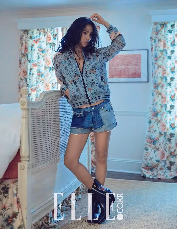 Lee Hyori: Vẹn nguyên vẻ đẹp gợi cảm, cá tính và nổi loạn ảnh 2