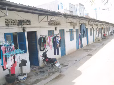 Dãy trọ trên đường Bùi Văn Ba nơi chị Phượng thuê trọ cũng bị trộm ghé thăm trong dịp Tết. Ảnh: L.N