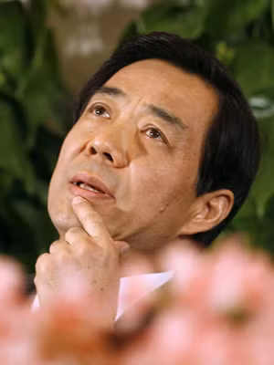 Ông Bạc Hy Lai.