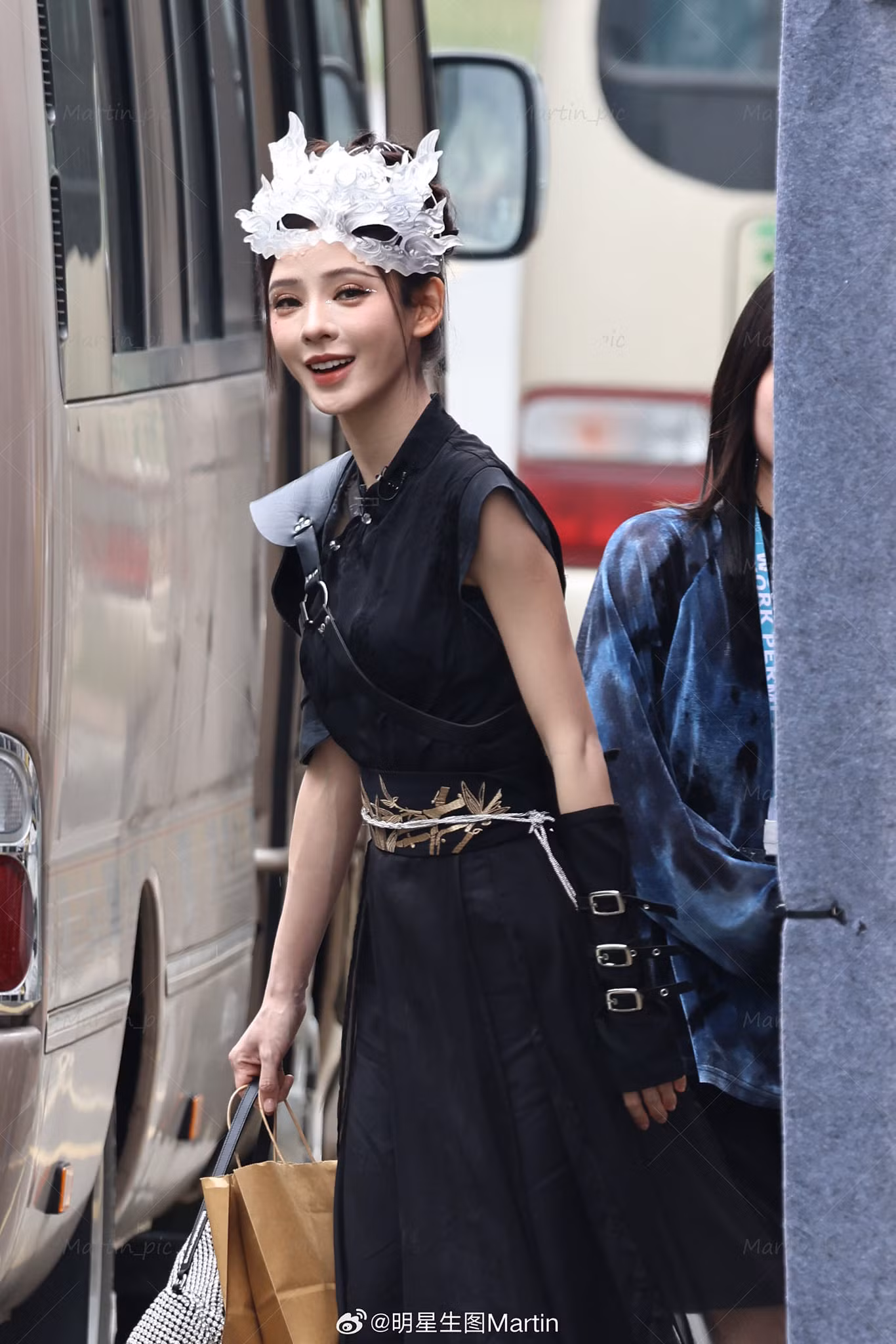 Nhan sắc của Trương Dư Hi được ví như "bước ra từ truyện tranh". Nhan sắc của Trương Dư Hi được ví như "bước ra từ truyện tranh".