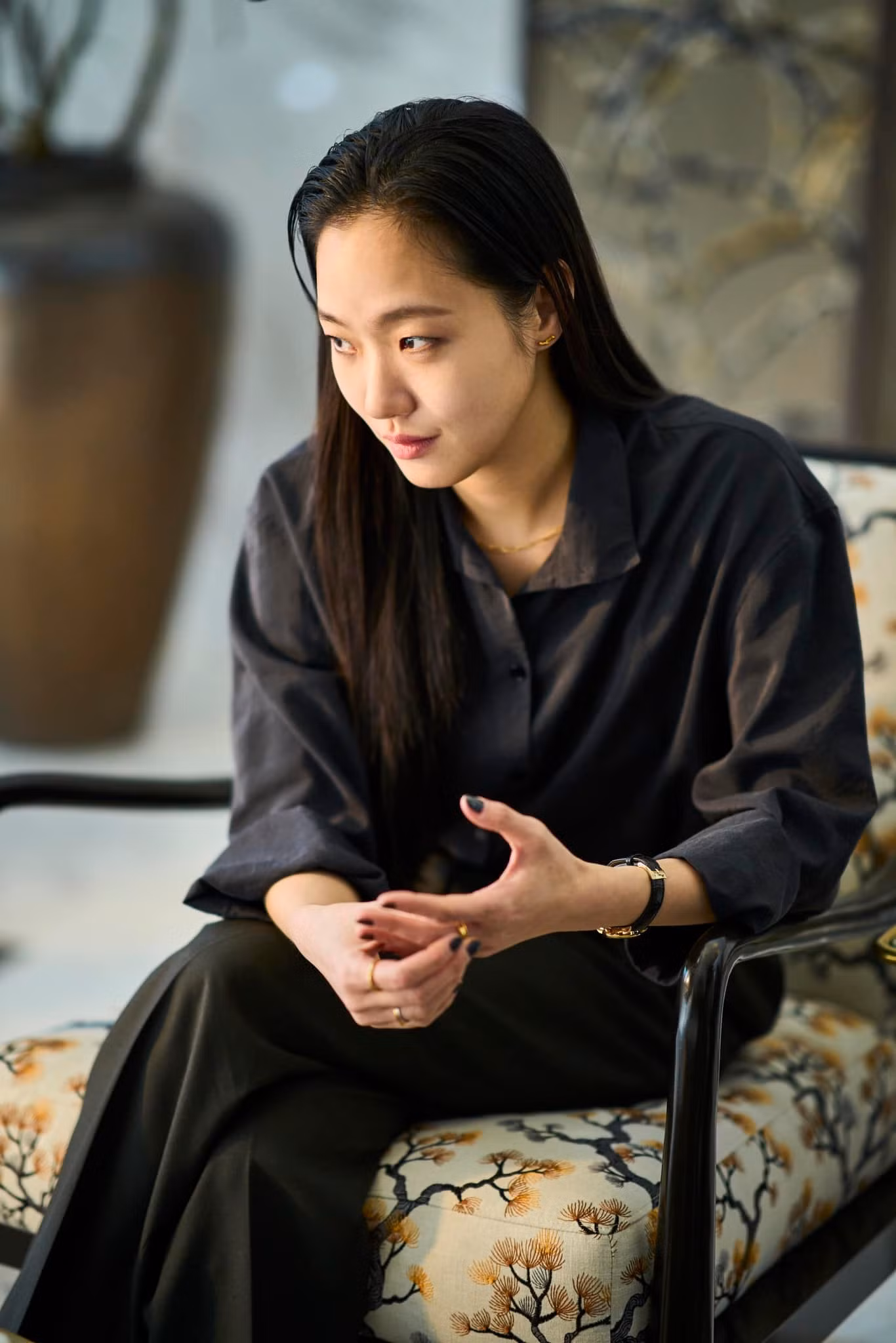 Khí chất sắc bén của Kim Go Eun trong Quật Mộ Trùng Ma. Khí chất sắc bén của Kim Go Eun trong Quật Mộ Trùng Ma.