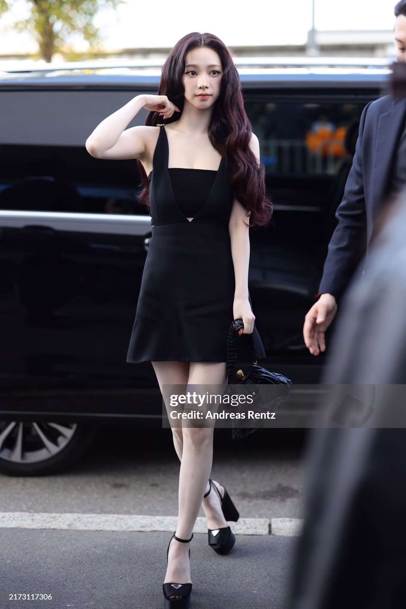 Visual sáng bừng của Karina aespa dưới ống kính Getty Images.