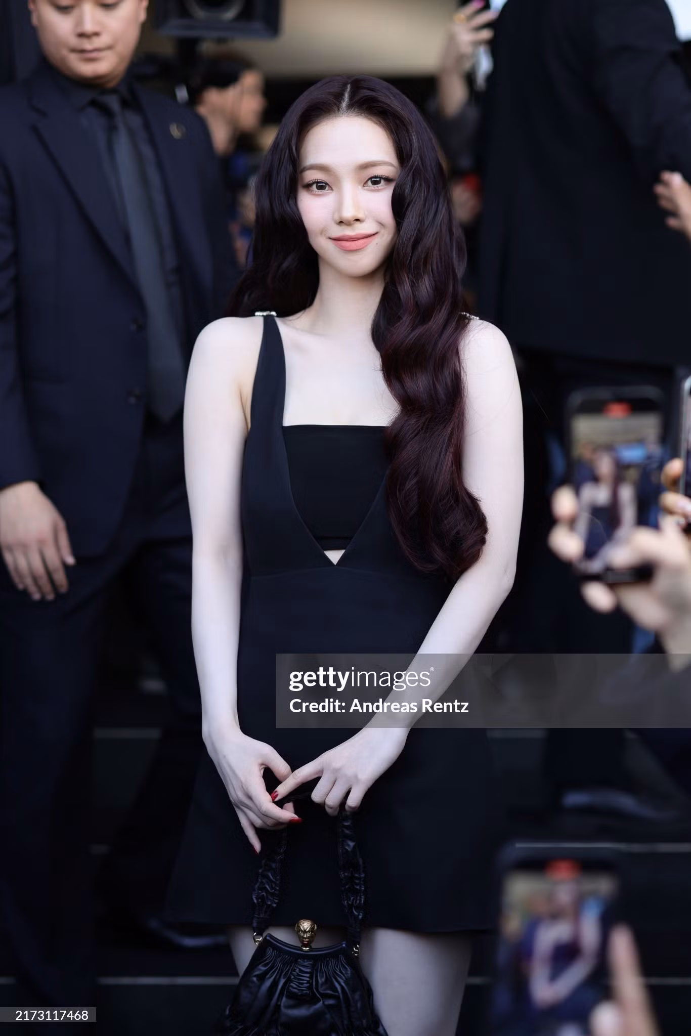 Visual sáng bừng của Karina aespa dưới ống kính Getty Images.