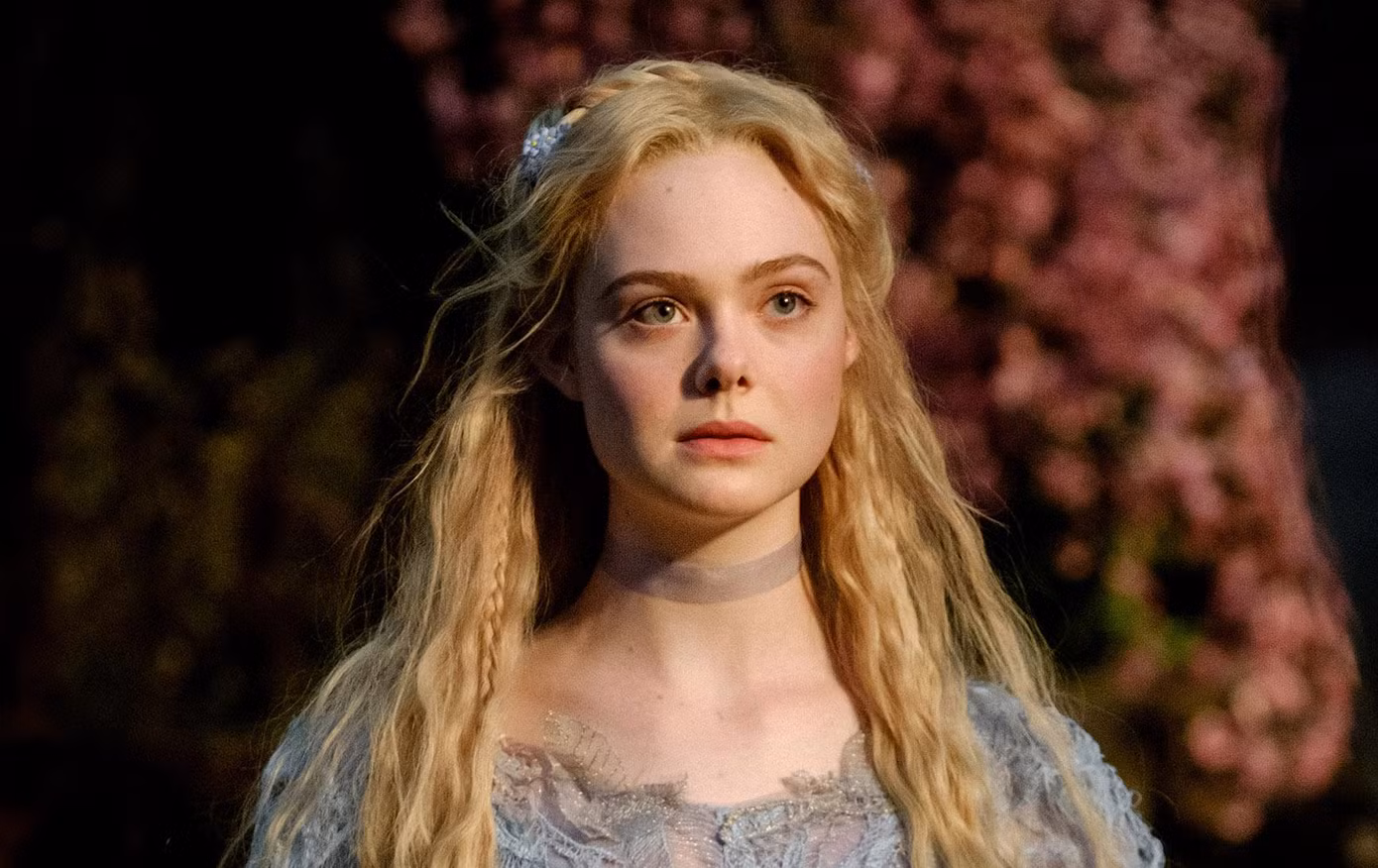 Elle Fanning với sắc đẹp chuẩn công chúa Disney. Nguồn: Disney Elle Fanning với sắc đẹp chuẩn công chúa Disney. Nguồn: Disney