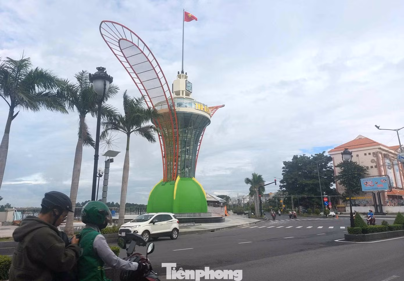 Đây là dự án do Ban Quản lý Dự án TP Thủ Dầu Một làm chủ đầu tư, có tổng giá trị đầu tư khoảng 10 tỷ đồng.