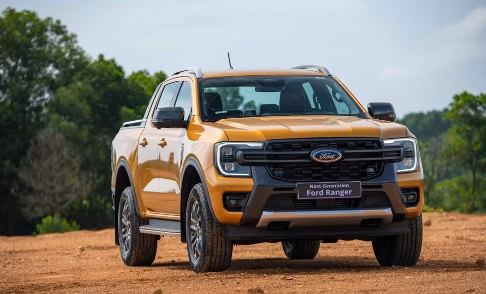 Ford Ranger tăng giá