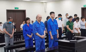 Nhóm cựu cán bộ Sở Y tế Hà Nội khai gì về các khoản tiền nhận của 686 cơ sở y, dược?