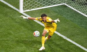 10 cầu thủ hay nhất lượt đầu World Cup: 'Cổ tích' gọi tên thủ môn Vozinha