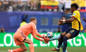Đánh bại Đức 2-1, Ecuador rộng cửa qua vòng bảng