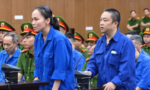 Bản án nào cho vợ chồng cựu Viện trưởng nhận tiền để ‘biến’ tội phạm thành người tâm thần?