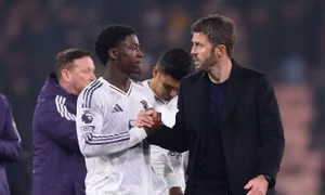 Ai cản nổi Man Utd giành vé dự Champions League mùa tới?