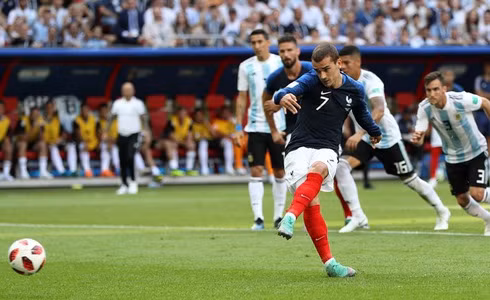 Griezmann không mắc một sai lầm nào trên chấm đá phạt đền.