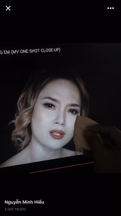 Mặc "chị đẹp" Mỹ Tâm khóc sướt mướt trong MV mới, fan đua nhau chế ảnh hài hước không thương tiếc ảnh 2
