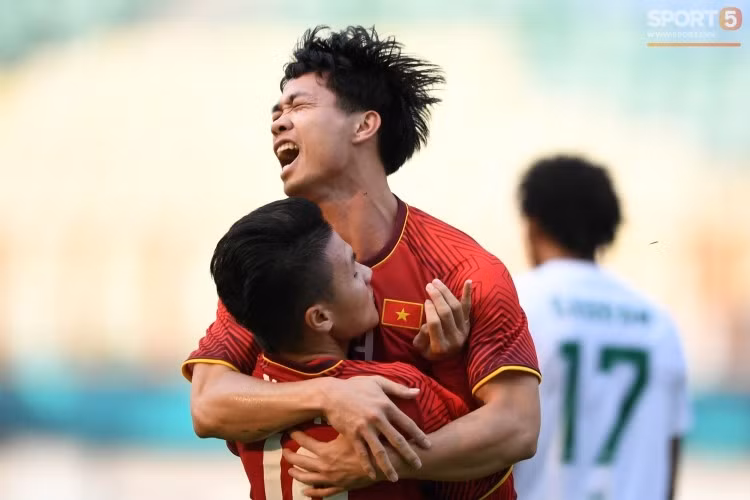 Và từ bấy đến giờ chỉ mỗi Công Phượng là được "đáp lễ". (Ảnh: Sport5)