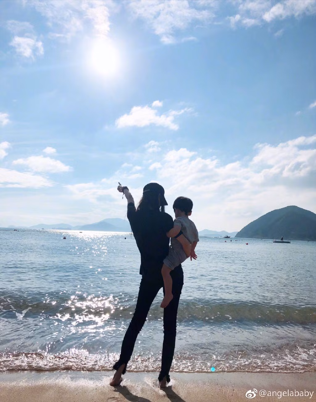 Chỉ một câu nói ngọt ngào, Huỳnh Hiểu Minh đã đập tan mọi tin đồn ly hôn ảnh 1