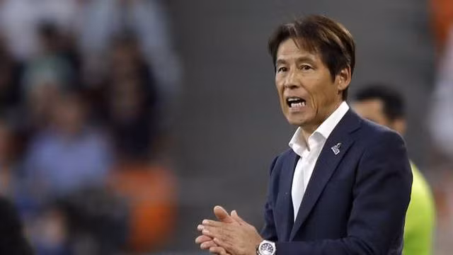 HLV Akira Nishino đang chịu sức ép tâm lý, sức ép về mặt thành tích trước vòng loại World Cup 2022