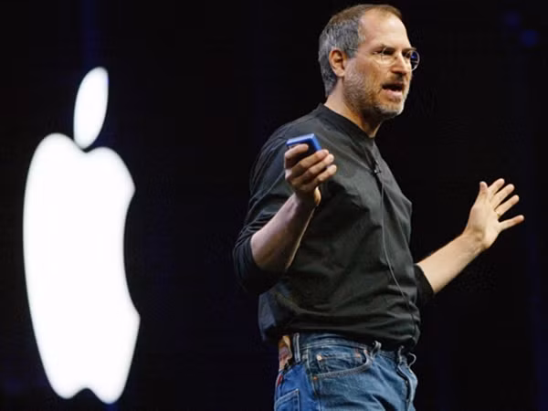 Steve Jobs - nhà sáng lập thiên tài của Apple.