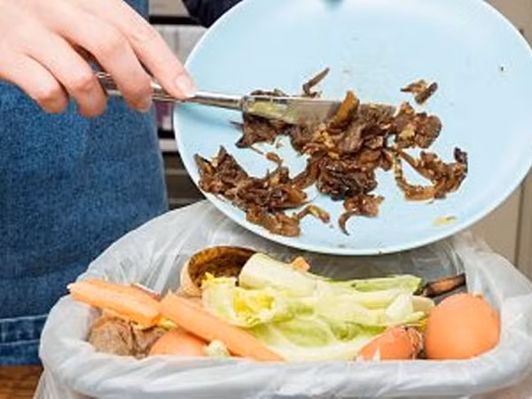 Từ giờ thì rác hữu cơ sẽ được biến thành nhiên liệu cho chính những chiếc xe rác hoạt động.