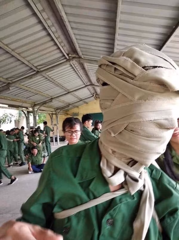 Đây là kiểu băng bó mới sao?