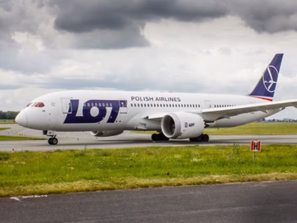 Một chuyến bay của hãng hàng không Ba Lan Polish Airlines