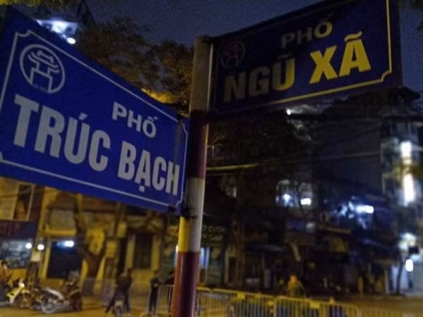 Hà Nội xuất hiện trường hợp dương tính Covid-19.