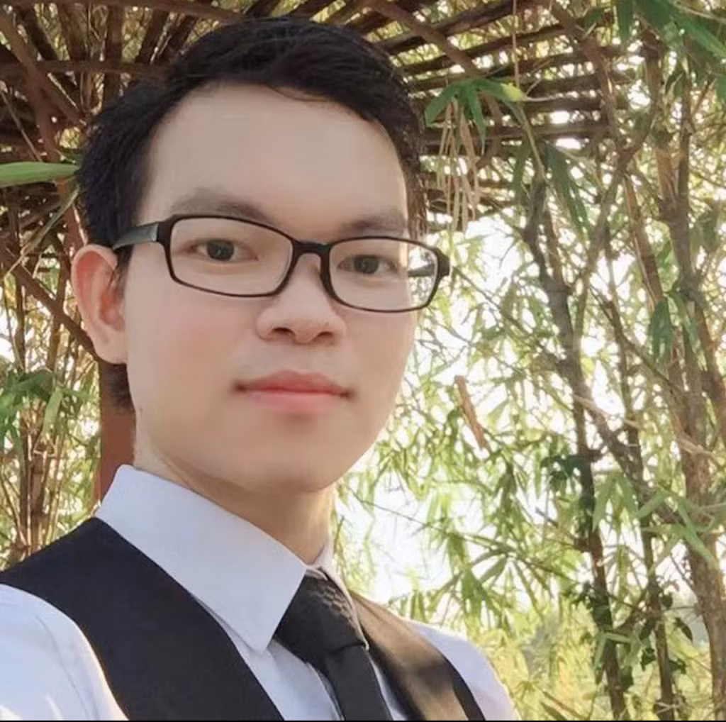 Từ Phát Cường muốn ở lại ăn Tết, tìm hiểu về Trung Quốc nhưng phải ở trong trường vì dịch bệnh. Ảnh: NVCC.
