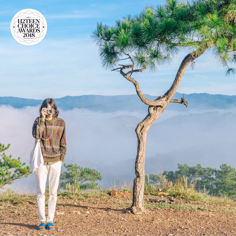 Khi đã coi travel blogger là ngã rẽ của mình, hành trình mà Sơn trải qua chắc chắn không chỉ có thanh xuân.